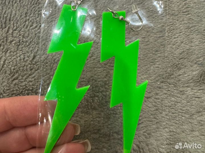 Серьги из 90х и другое