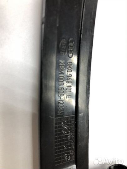 Повторитель поворота зеркале левый Audi A6