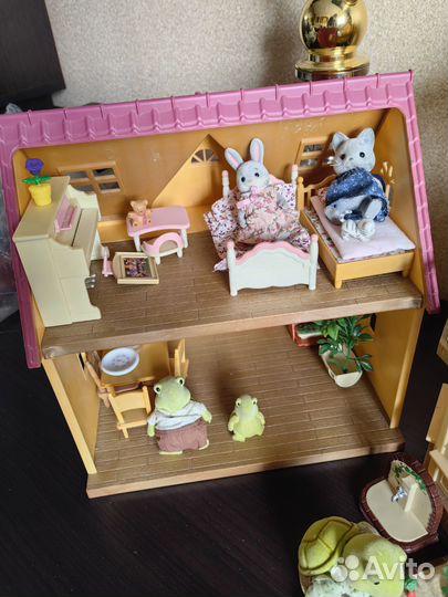 Большой дом и домик Марии Sylvanian Families