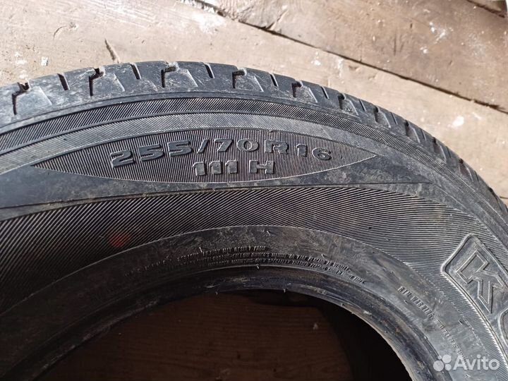 Kumho 722 255/70 R16 111H