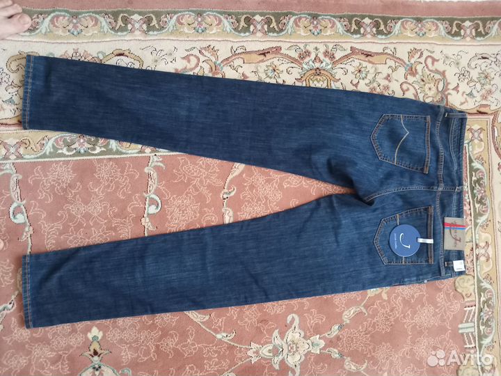 Джинсы