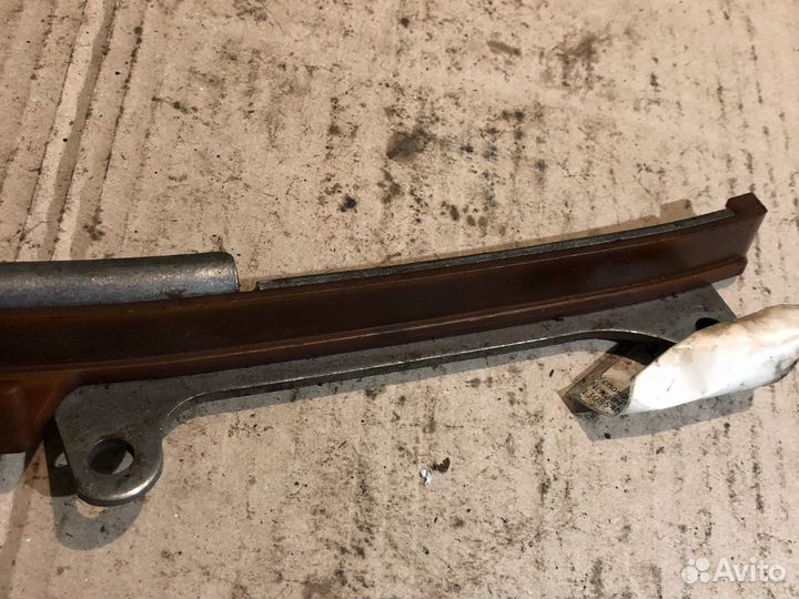 Успокоитель цепи грм Nissan QG16DE