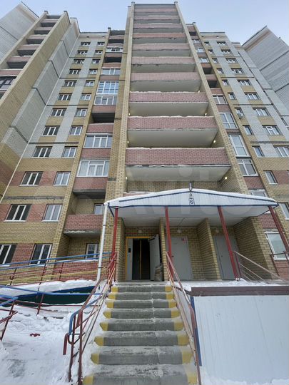 2-к. квартира, 53 м², 1/12 эт.