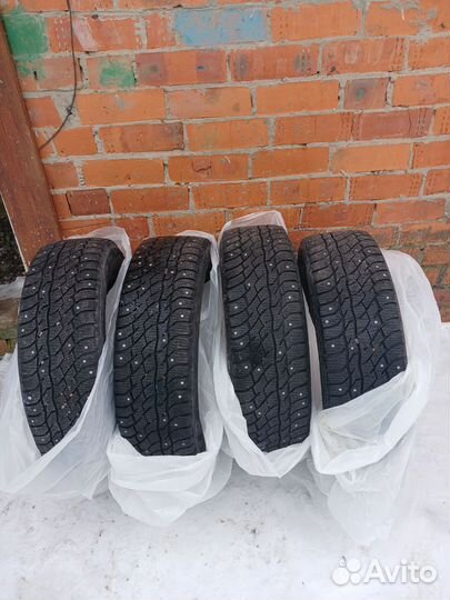 Viatti bosco nordico 215 60 r17