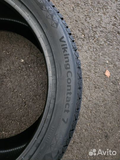 Continental ContiVikingContact 7 SUV 275/40 R22 и 315/35 R22 111H