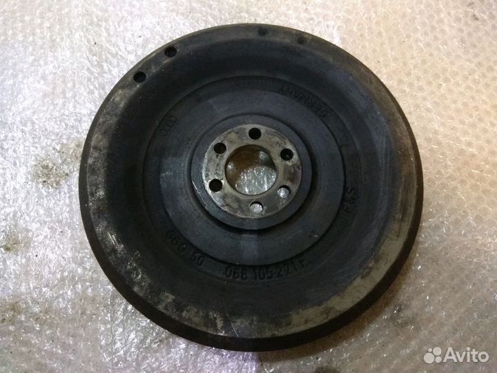 Маховик VW, Audi, Skoda 068105271F