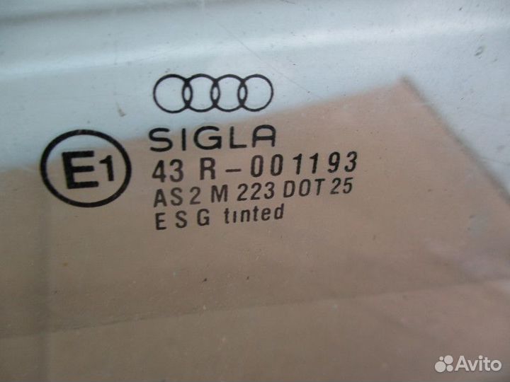 Стекло двери задней правой Audi 80 4