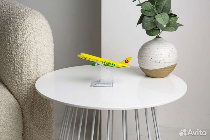 Модель самолета S7