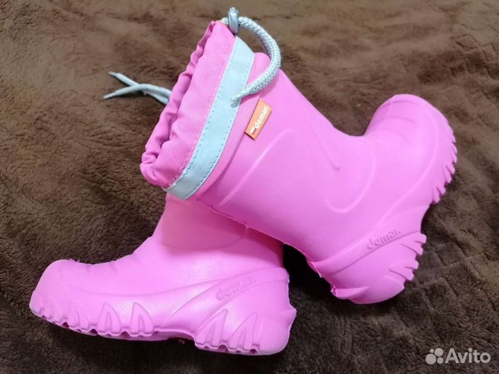 Детские резиновые сапоги для девочки