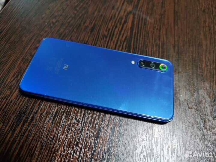 Xiaomi Mi 9 SE, 6/64 ГБ