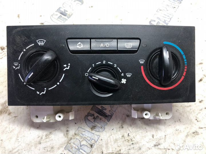 Переключатель печки Peugeot 307 2008