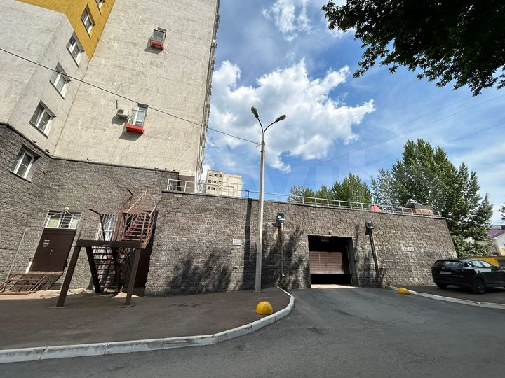 Машиноместо, 20 м²