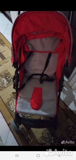 Прогулочная коляска