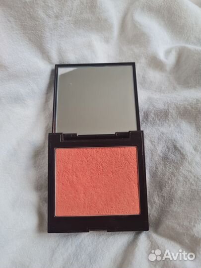 Laura mercier Peach