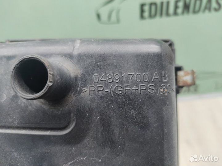 Корпус воздушного фильтра Jeep Patriot MK74