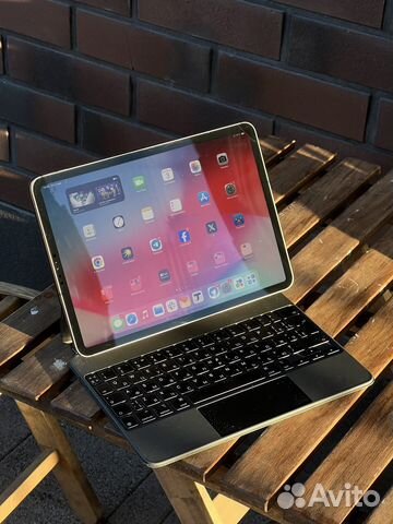 iPad Pro 1TB WiFi/SIM с клавиатурой купить в Москве | Электроника | Авито