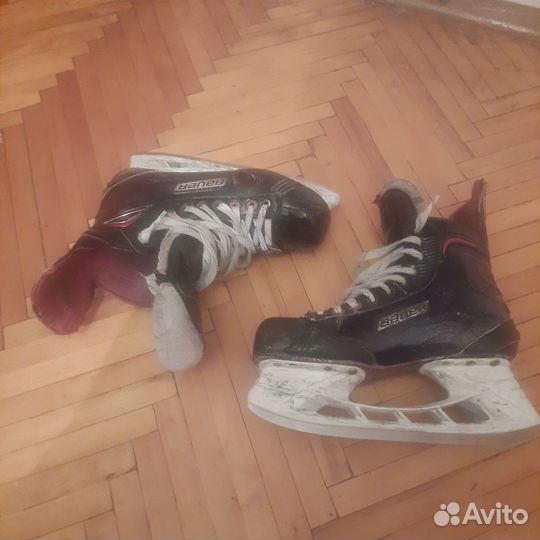 Коньки хоккейные размер 8.5