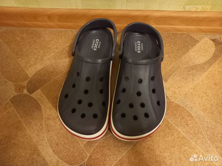 Crocs