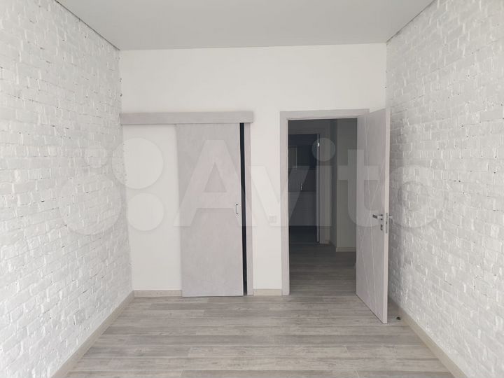 3-к. квартира, 80 м², 2/5 эт.