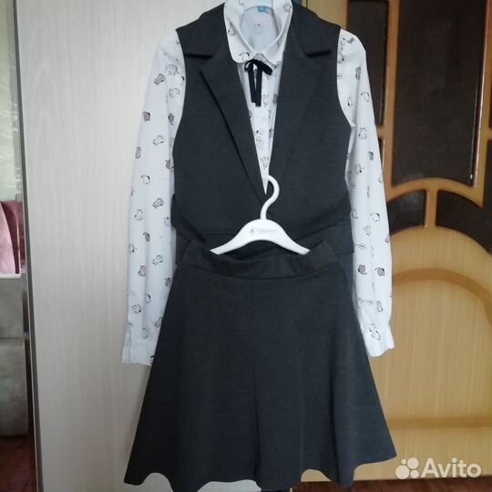 Школьный костюм для девочки 146