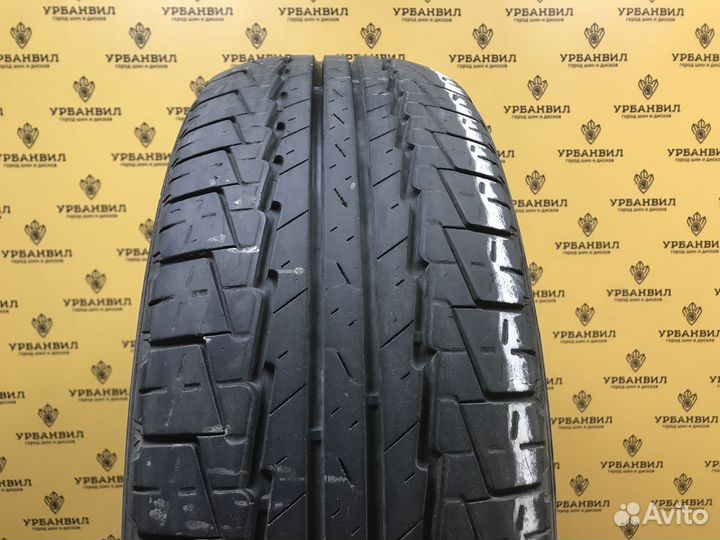 Kumho Road Venture ST KL11 235/65 R17 104H