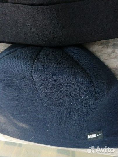 Мужские спортивные шапки