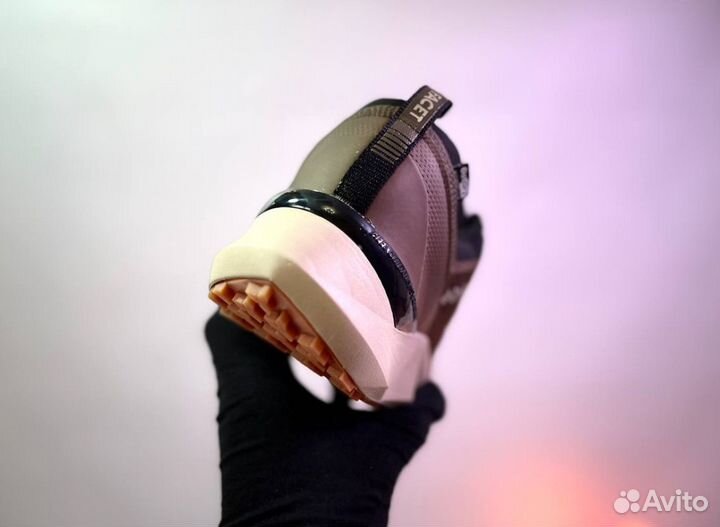 Кроссовки Columbia эргономичные