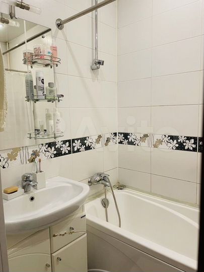 2-к. квартира, 64,2 м², 3/5 эт.