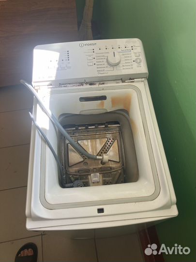 Стиральная машина с вертикальной загрузкой