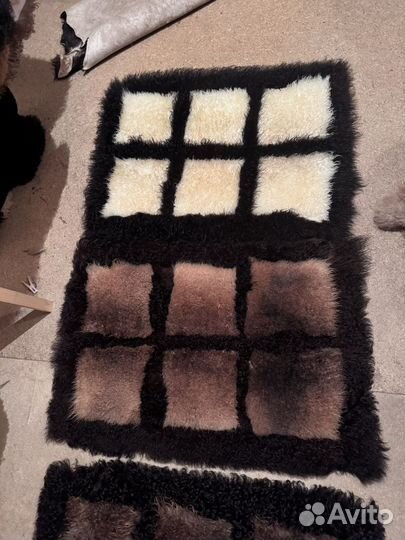 Плед из овечьих шкур