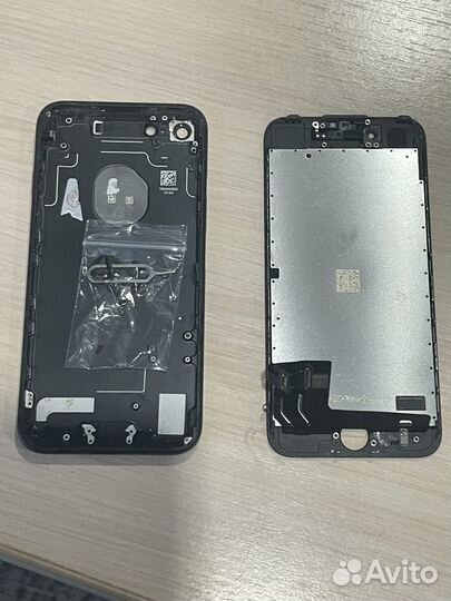 Дисплей и корпус iPhone 7