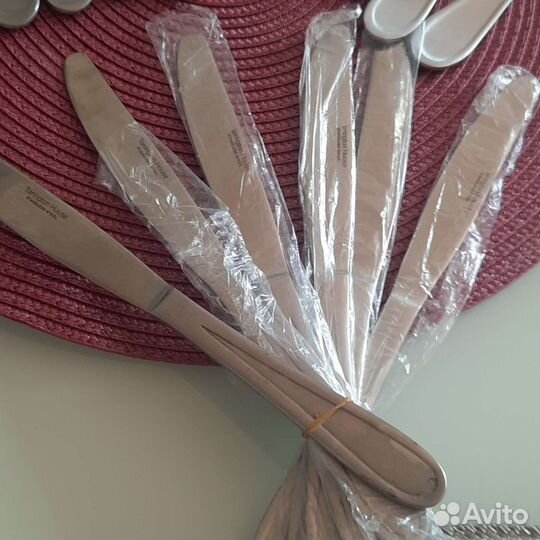 Столовый набор ложки и вилки ножи