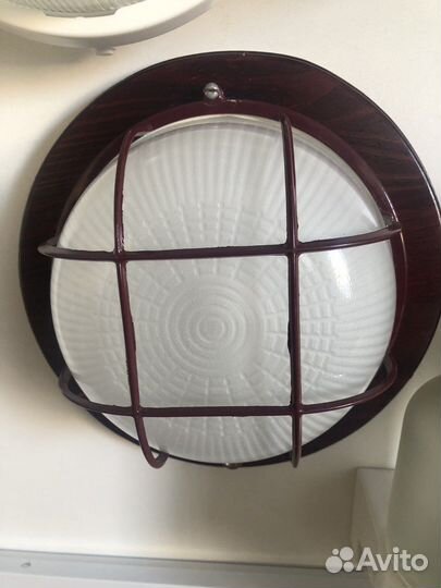 Светильники из дерева