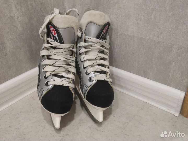 Коньки хоккейные детские 29 размер