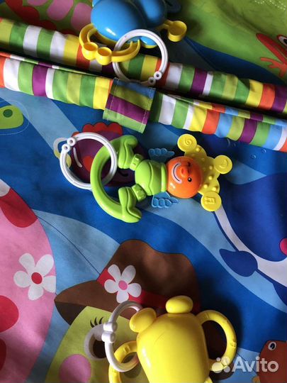 Развивающий коврик