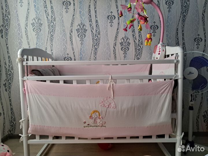 Детская кроватка