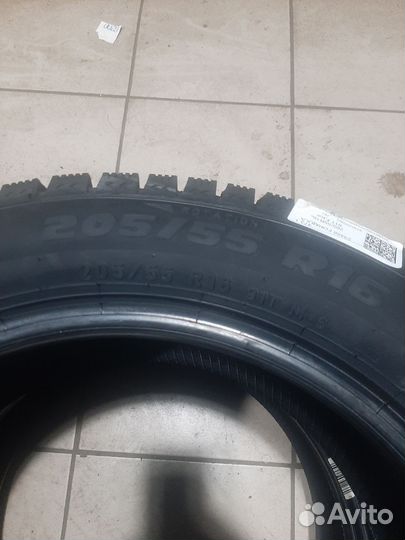 Pirelli Formula Ice 205/55 R16 91T