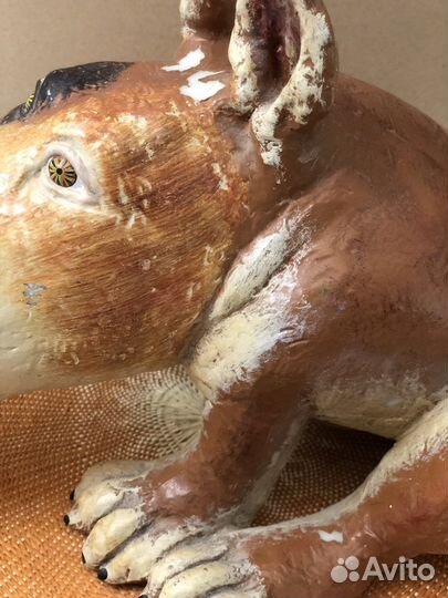 Статуэтка собака