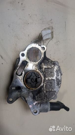 Насос вакуумный Volkswagen Passat 7 Европа, 2013