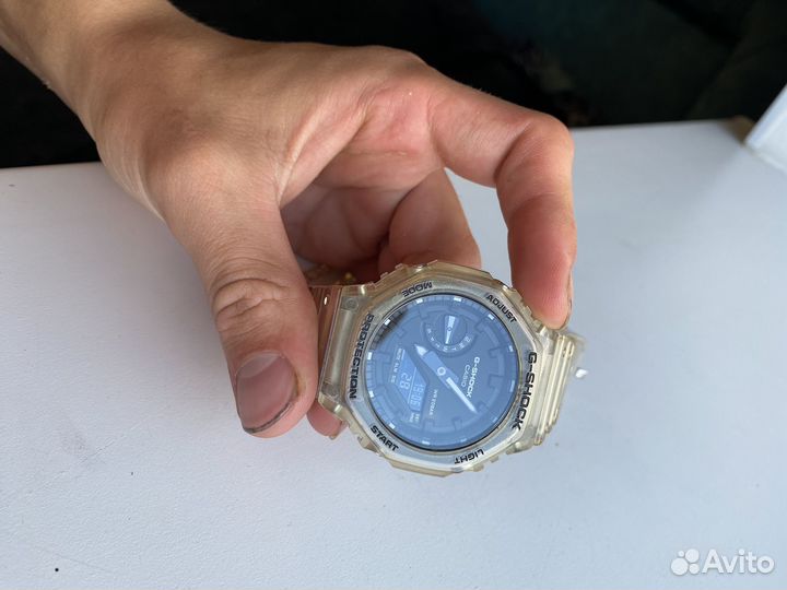 Наручные часы Casio GA-2100SKE-7AER