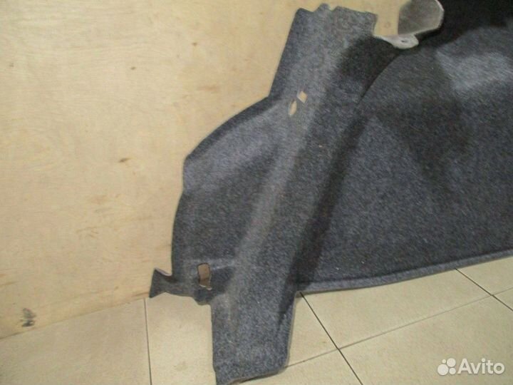 Обшивка багажника VW Polo Sedan