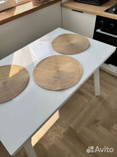 Кухонный стол