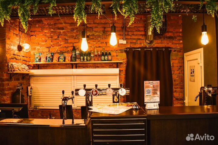 Бармен официант