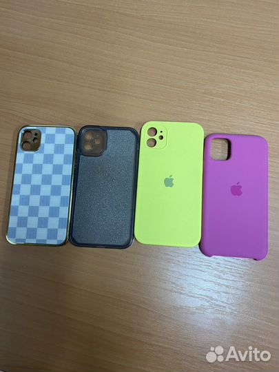 Чехлы на iPhone 11