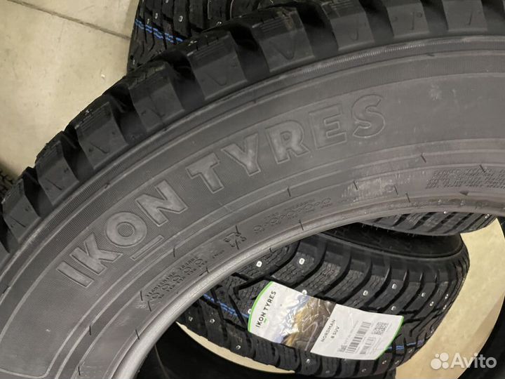 Ikon Tyres Nordman 8 215/50 R17 95T