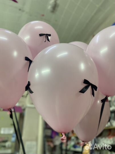 Воздушные шарики с гелиемс бантиками