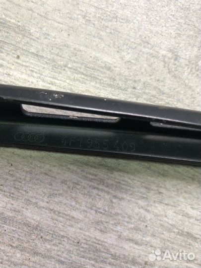 Поводок дворника левый ауди А6 С6 audi A6 4F C6