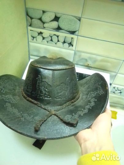 Шляпа мужская кожаная