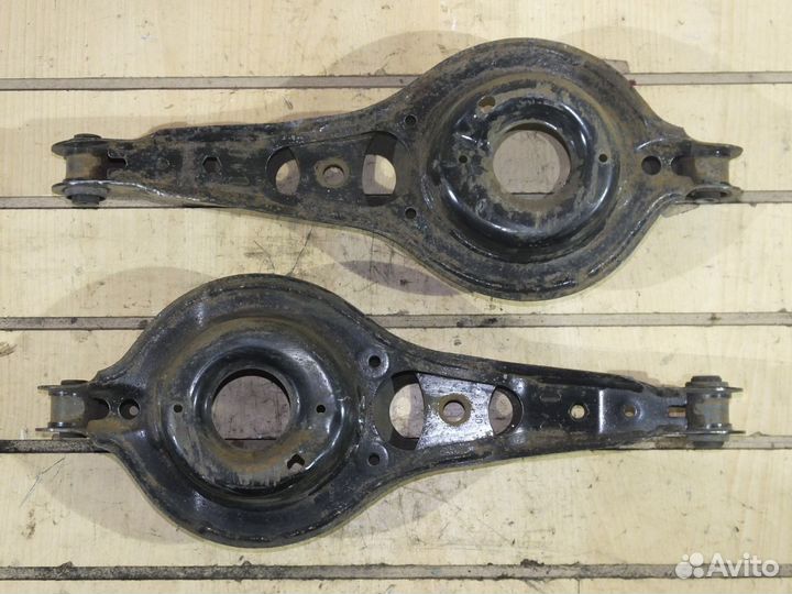 Рычаг задний нижний Форд Фокус 3 2011