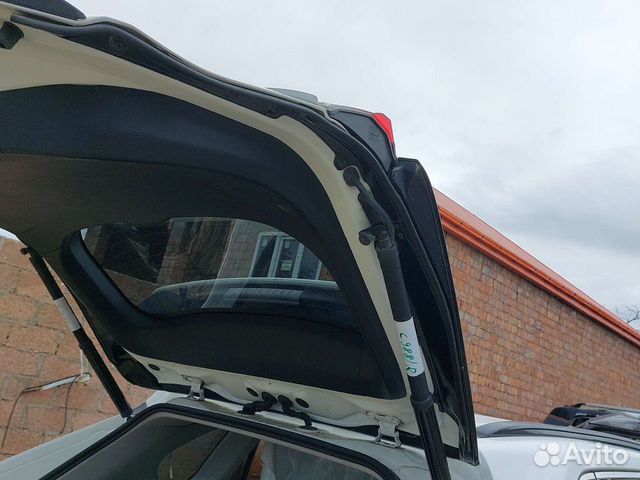 Toyota Rav4 XA50 датчик защемления багажника